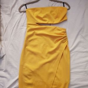 Forever 21 Medium Yellow Gold Cut-Out Strapless Dress